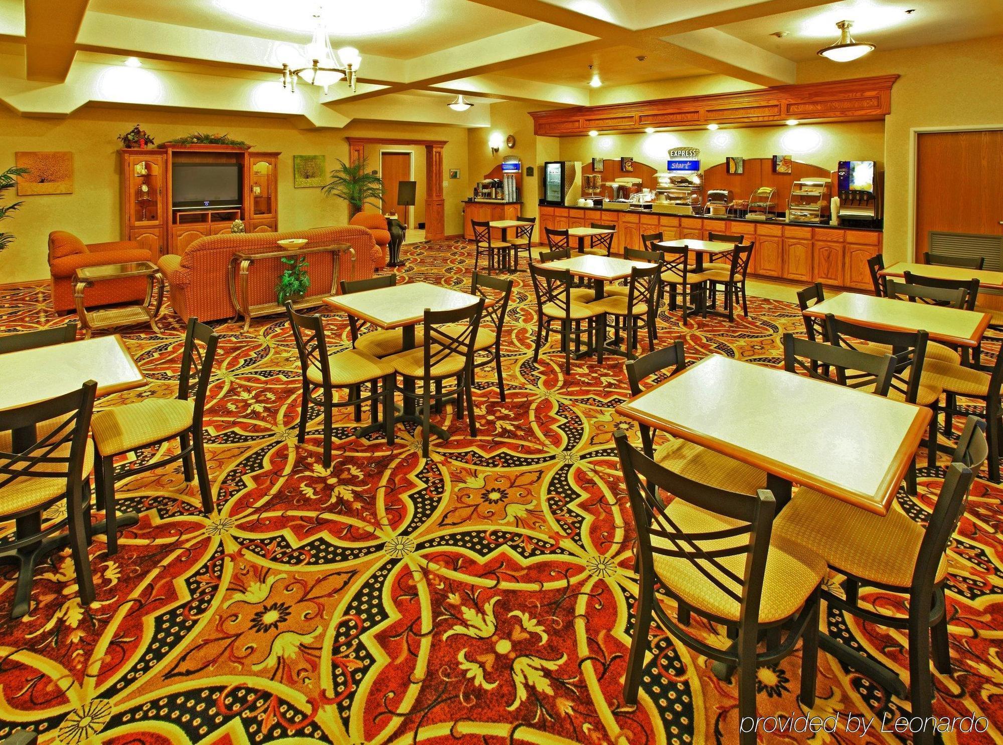 Holiday Inn Longview - North By Ihg Esterno foto